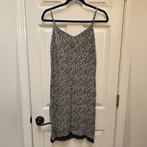 Old Navy Vintage Y2K Micro Floral Slip Dress With Lace Trim, Size 4